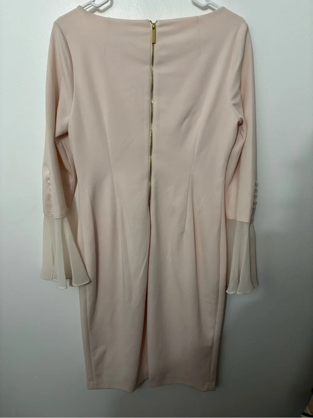 Calvin Klein Light Blush Bell-Sleeve Sheath Dress